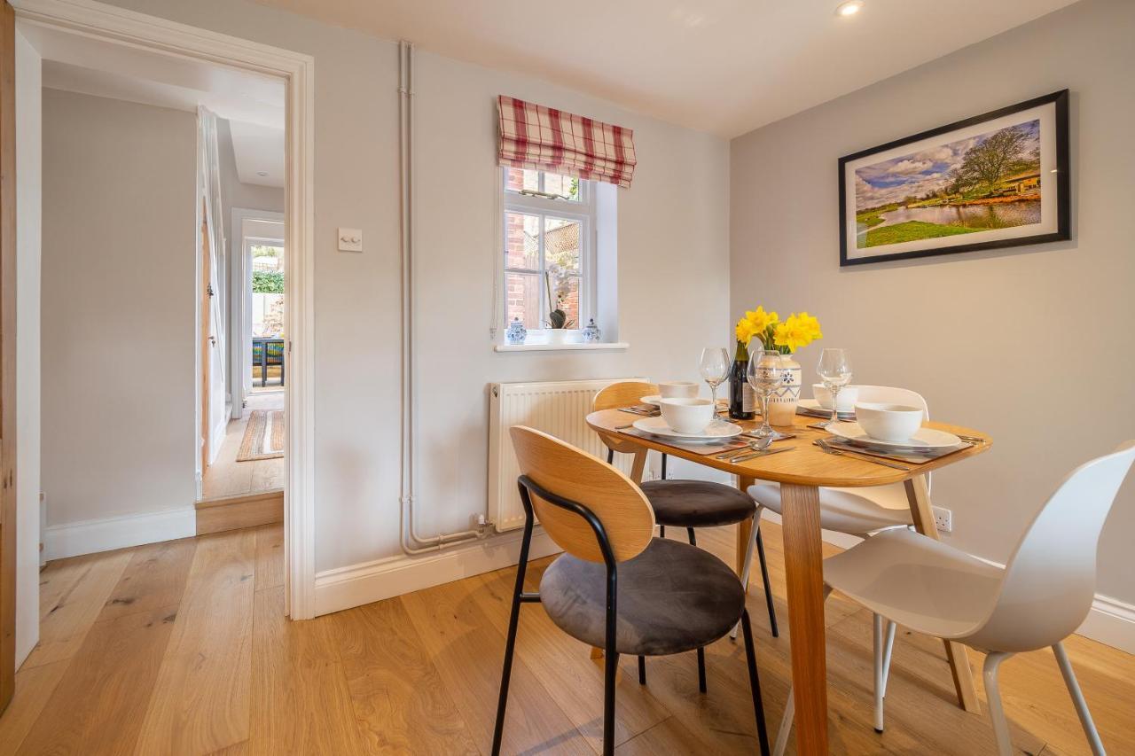 Adorable Cottage With A Log Burner In Heavenly Village - Constable Lodge Nayland Exteriör bild