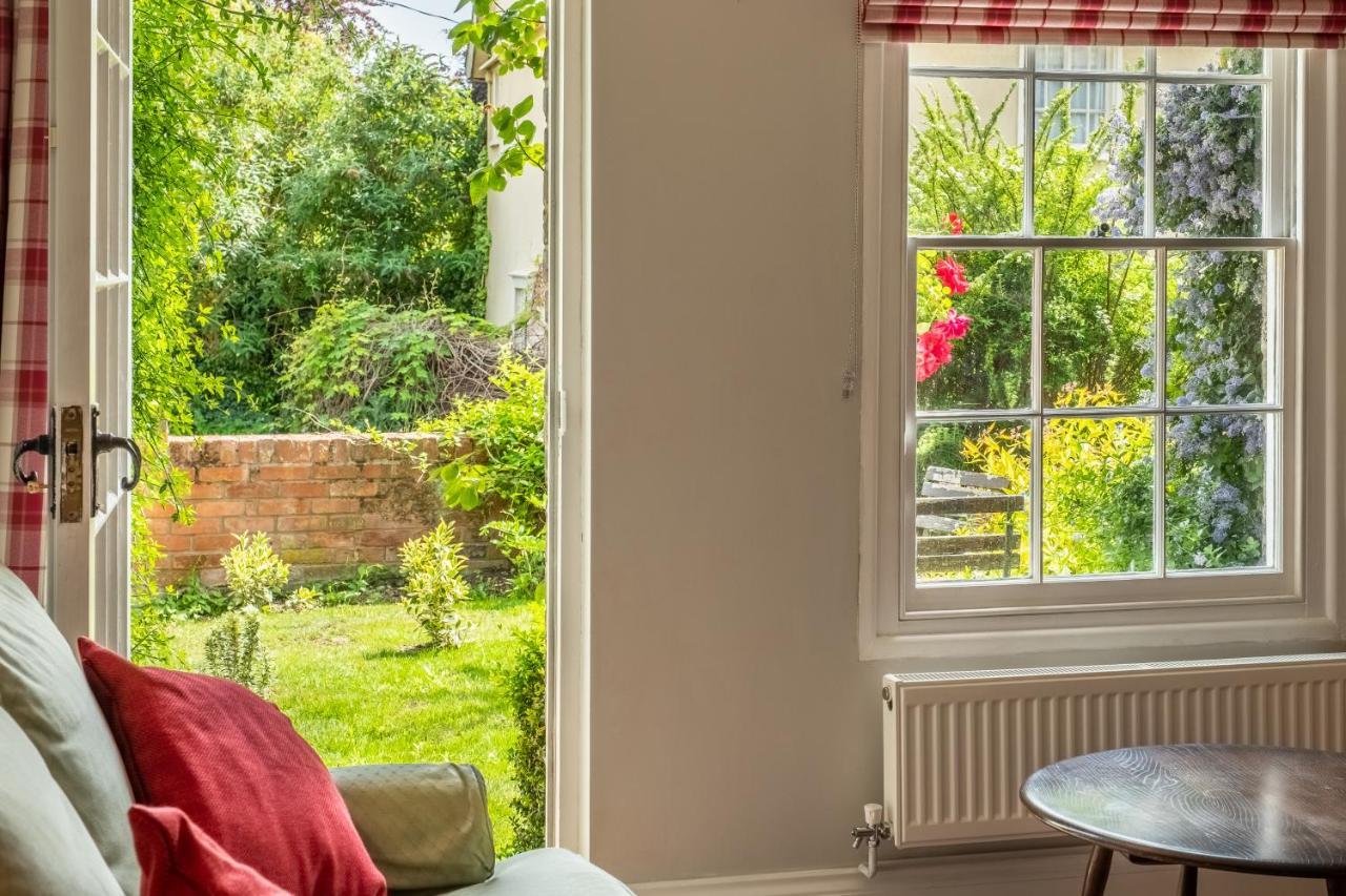 Adorable Cottage With A Log Burner In Heavenly Village - Constable Lodge Nayland Exteriör bild